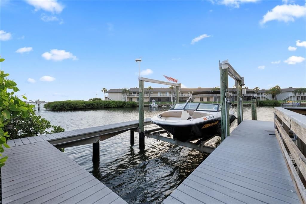 En Venta: $2,690,000 (3 camas, 3 baños, 3669 Pies cuadrados)