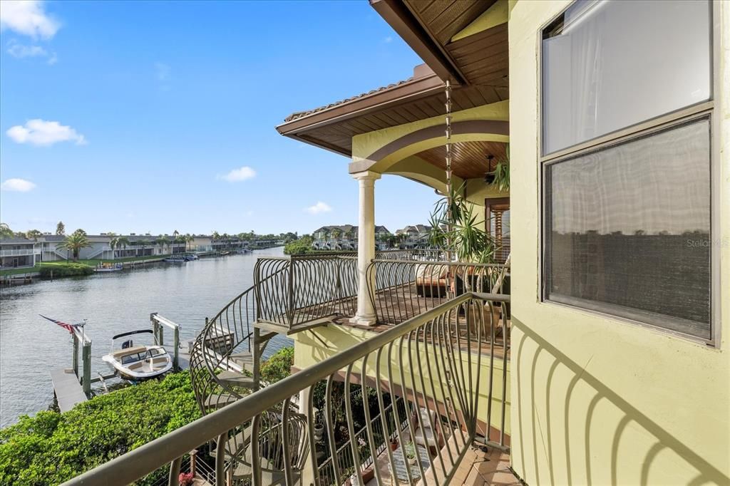 En Venta: $2,690,000 (3 camas, 3 baños, 3669 Pies cuadrados)