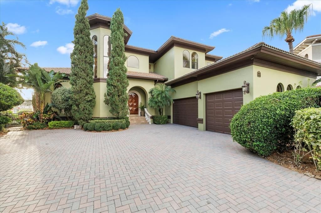 En Venta: $2,690,000 (3 camas, 3 baños, 3669 Pies cuadrados)