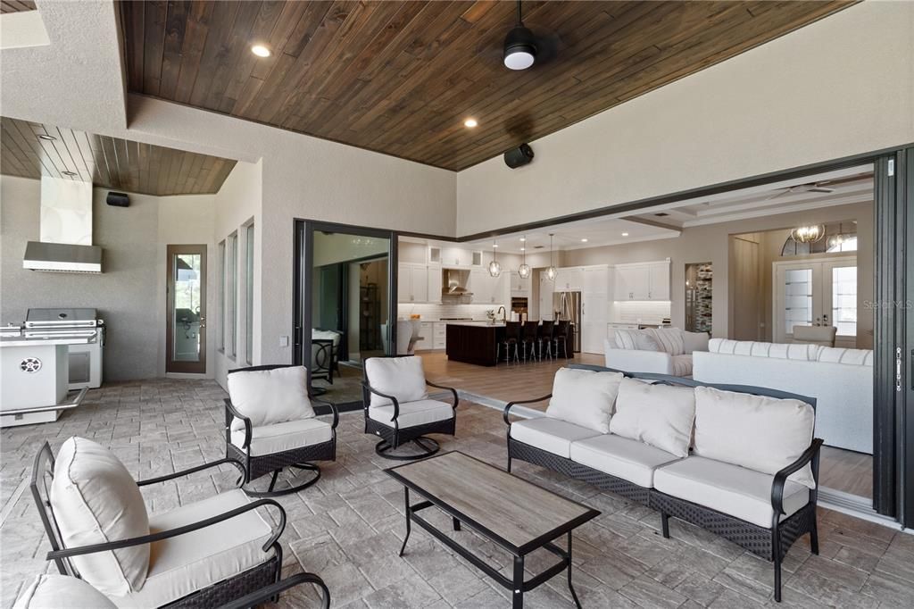 For Sale: $1,200,000 (4 beds, 4 baths, 3547 Square Feet)