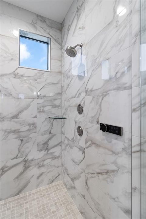 For Sale: $1,200,000 (4 beds, 4 baths, 3547 Square Feet)