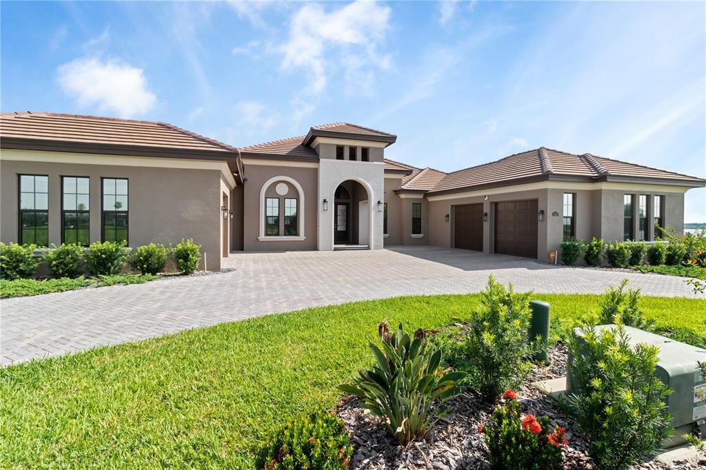 For Sale: $1,200,000 (4 beds, 4 baths, 3547 Square Feet)