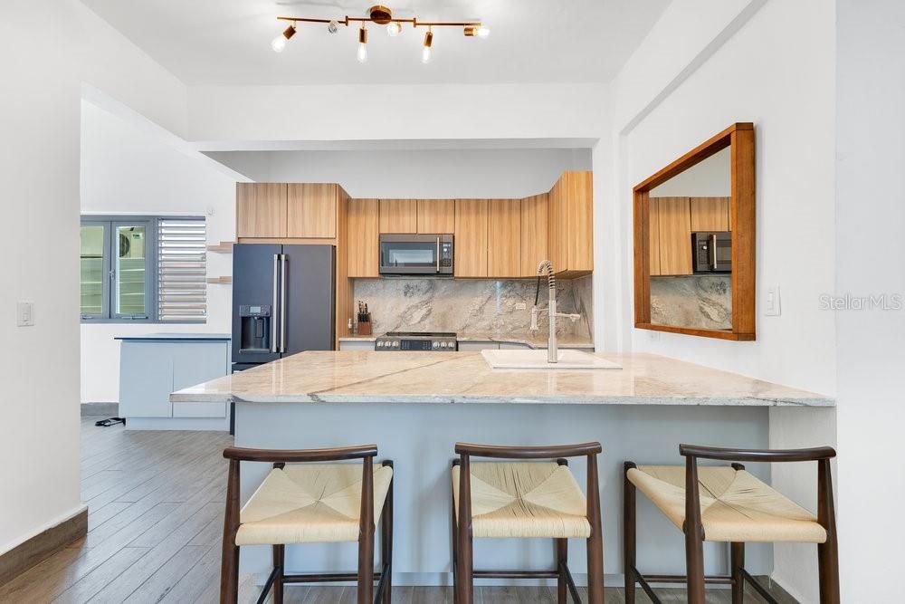 Active With Contract: $1,395,000 (4 beds, 2 baths, 1800 Square Feet)