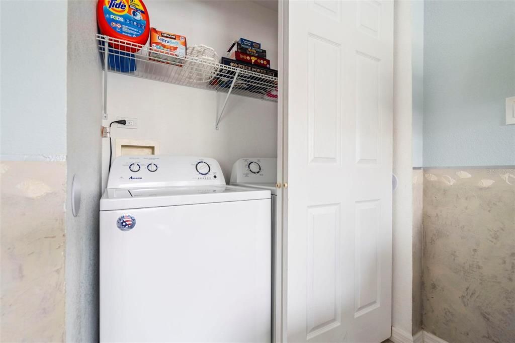 На продажу: $550,000 (4 спален, 2 ванн, 1656 Квадратных фут)