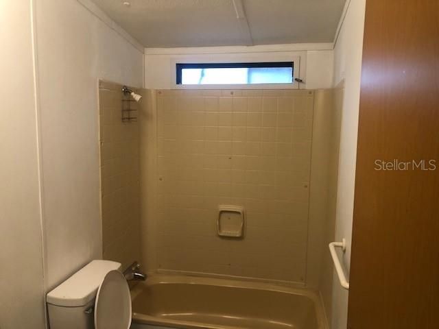 For Sale: $118,900 (3 beds, 2 baths, 960 Square Feet)