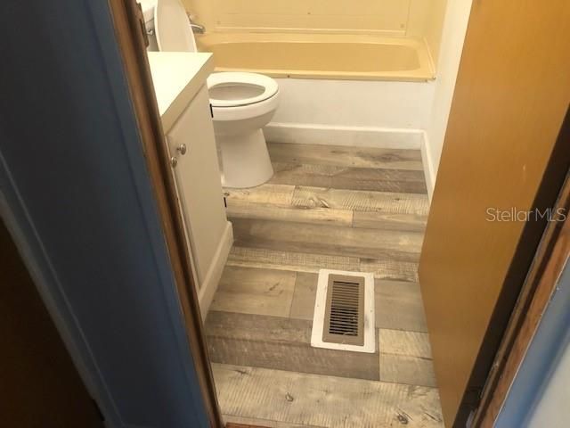 For Sale: $118,900 (3 beds, 2 baths, 960 Square Feet)