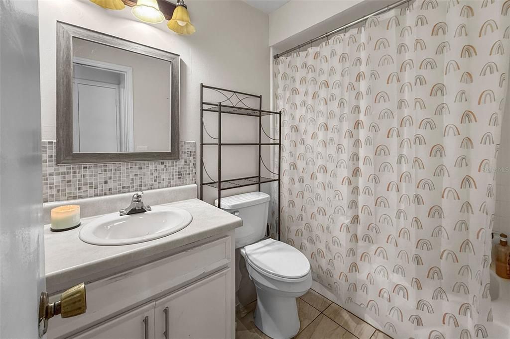 For Sale: $310,000 (3 beds, 2 baths, 1392 Square Feet)