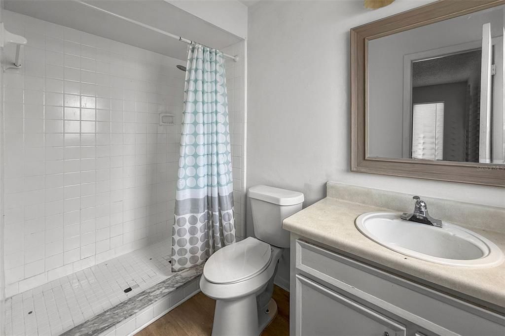 For Sale: $310,000 (3 beds, 2 baths, 1392 Square Feet)