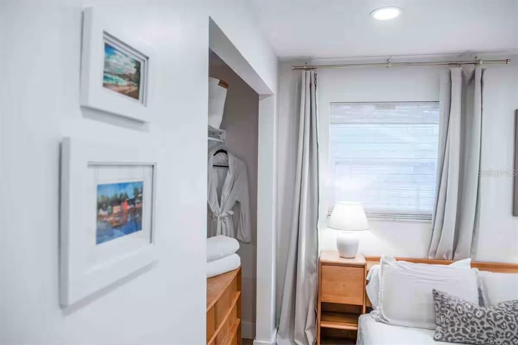 For Rent: $3,600 (3 beds, 2 baths, 1347 Square Feet)