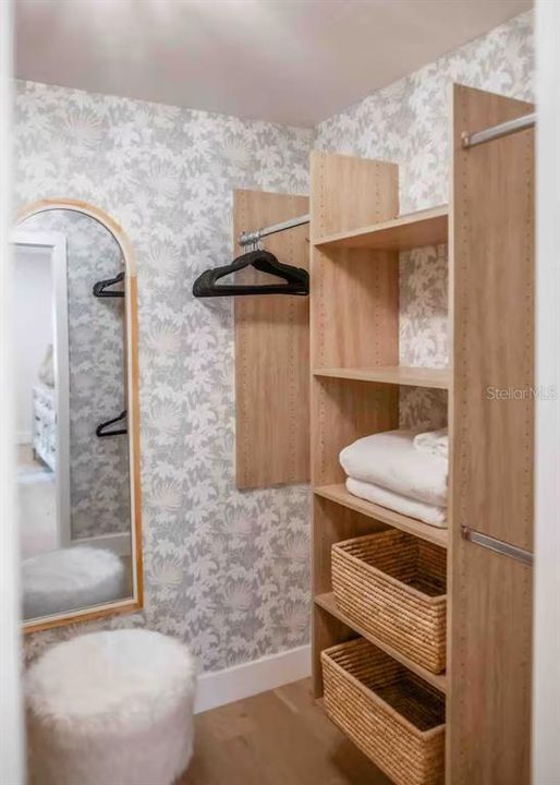 For Rent: $3,600 (3 beds, 2 baths, 1347 Square Feet)