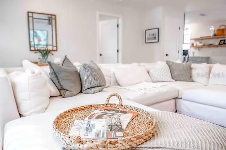 For Rent: $3,600 (3 beds, 2 baths, 1347 Square Feet)