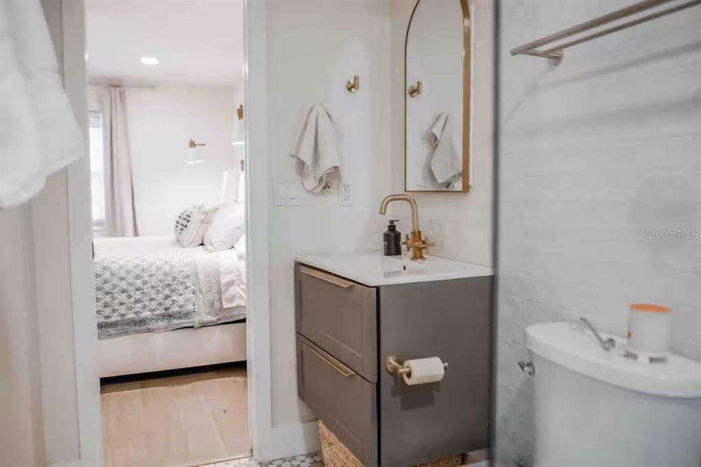 For Rent: $3,600 (3 beds, 2 baths, 1347 Square Feet)