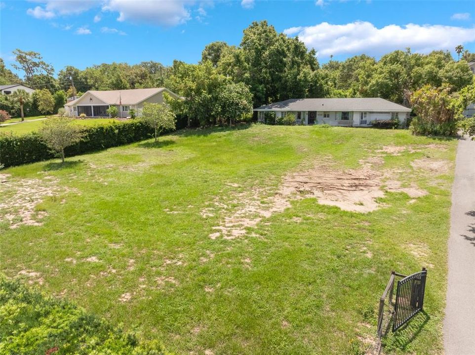 Active With Contract: $995,000 (2 beds, 3 baths, 1512 Square Feet)