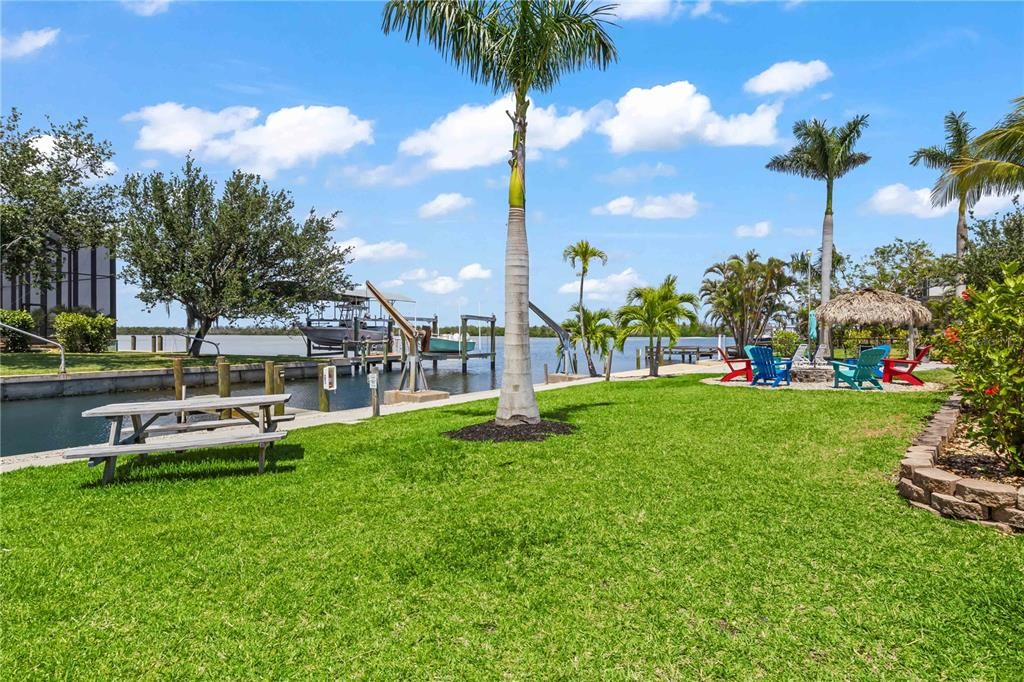 На продажу: $3,450,000 (0 спален, 0 ванн, 7400 Квадратных фут)