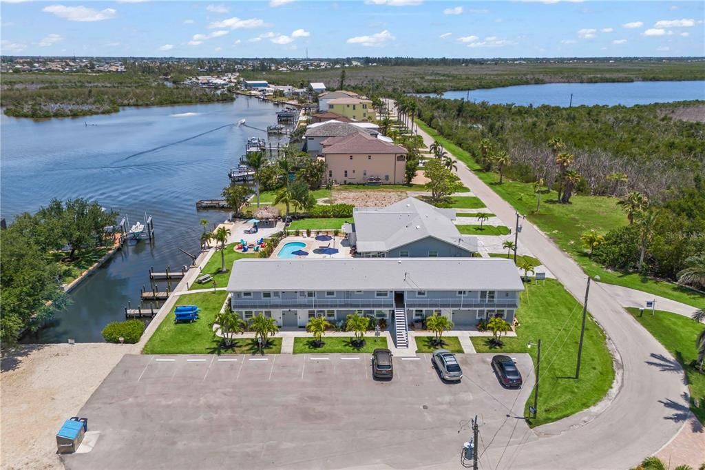 На продажу: $3,450,000 (0 спален, 0 ванн, 7400 Квадратных фут)