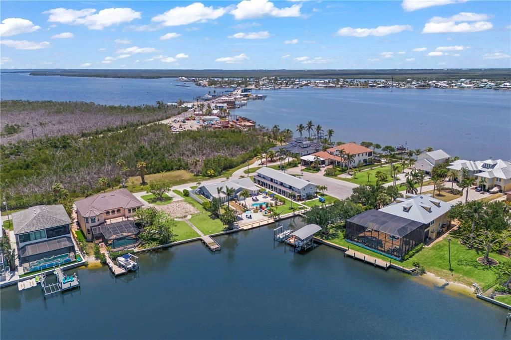 На продажу: $3,450,000 (0 спален, 0 ванн, 7400 Квадратных фут)