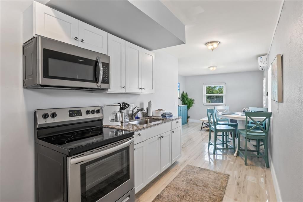 На продажу: $3,450,000 (0 спален, 0 ванн, 7400 Квадратных фут)