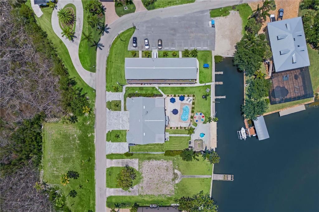 На продажу: $3,450,000 (0 спален, 0 ванн, 7400 Квадратных фут)