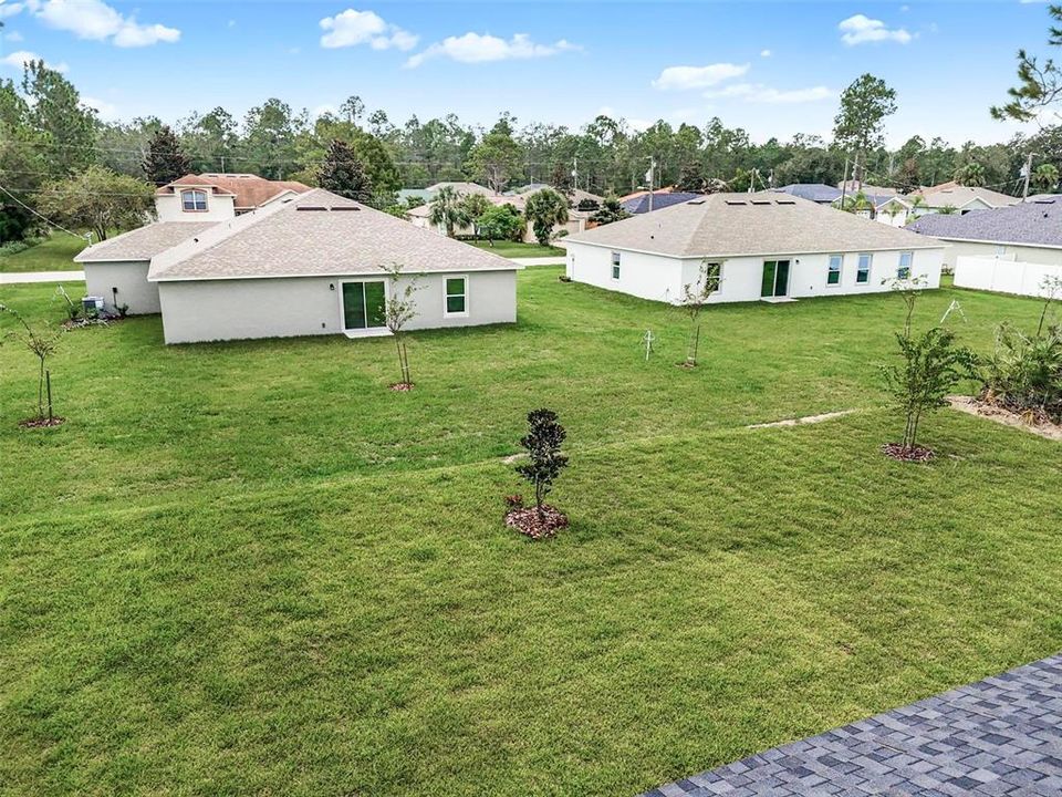 合同活跃: $419,900 (3 贝兹, 2 浴室, 2208 平方英尺)