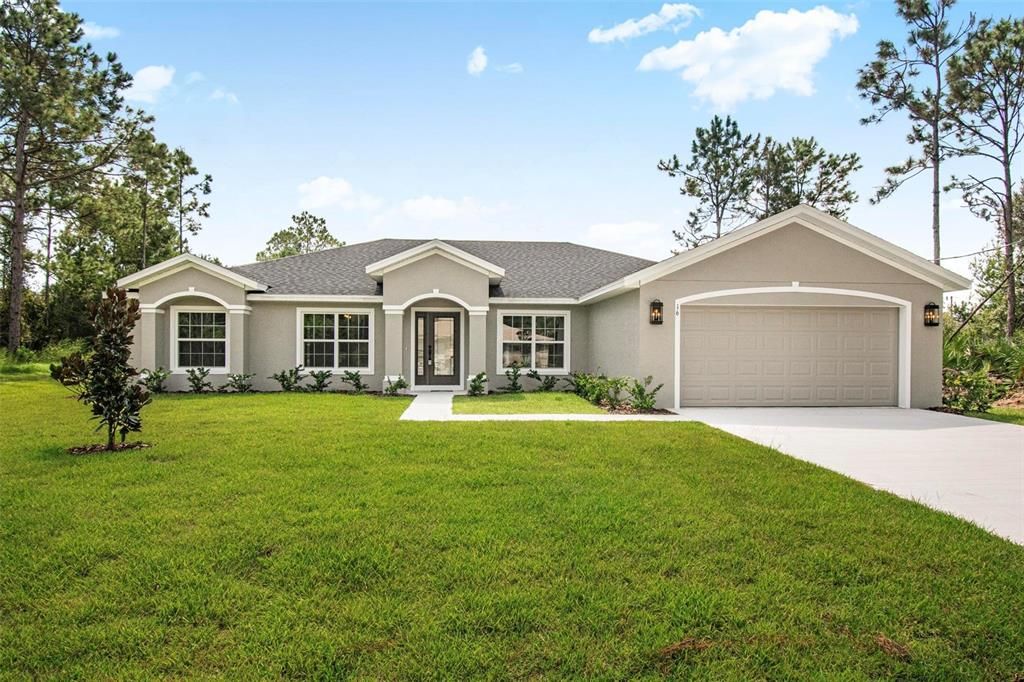 合同活跃: $419,900 (3 贝兹, 2 浴室, 2208 平方英尺)