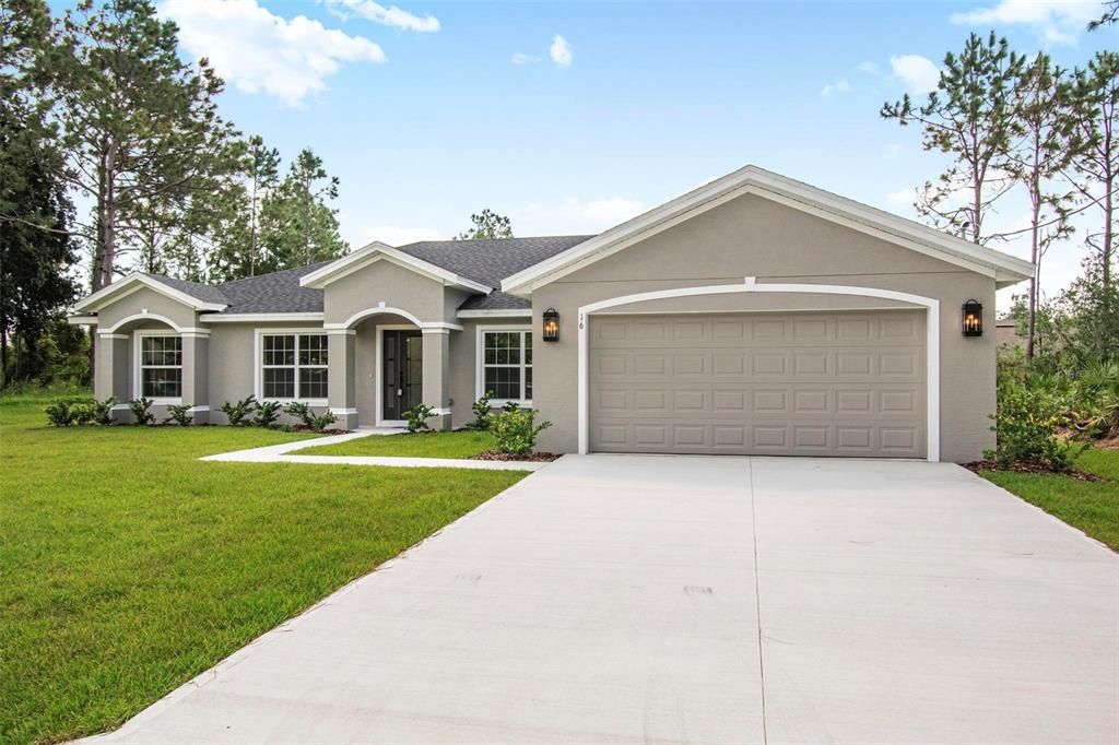 合同活跃: $419,900 (3 贝兹, 2 浴室, 2208 平方英尺)