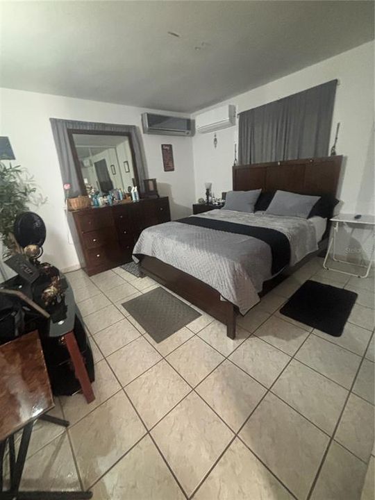 En Venta: $143,900 (3 camas, 2 baños, 932 Pies cuadrados)