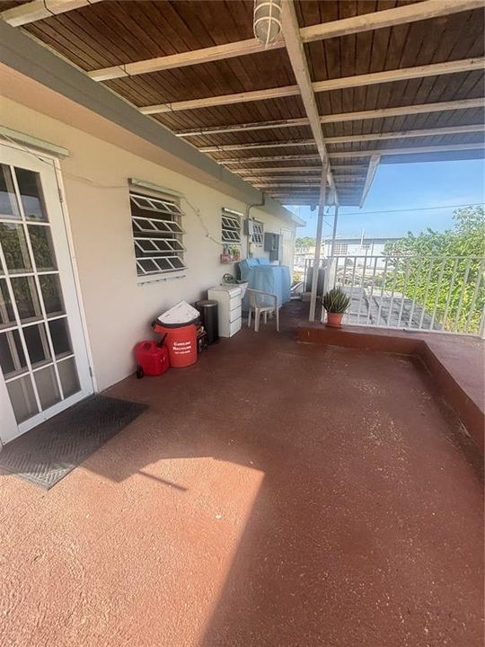 En Venta: $143,900 (3 camas, 2 baños, 932 Pies cuadrados)