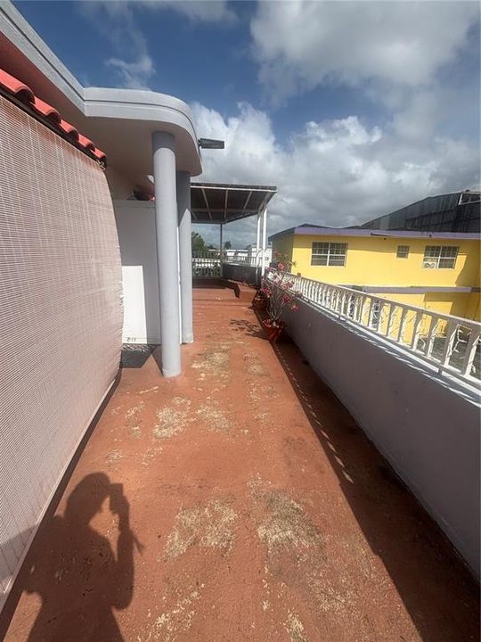 En Venta: $143,900 (3 camas, 2 baños, 932 Pies cuadrados)