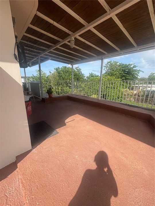 En Venta: $143,900 (3 camas, 2 baños, 932 Pies cuadrados)