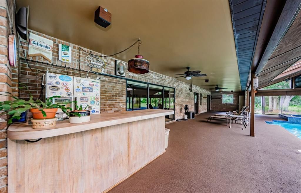 For Sale: $1,148,000 (5 beds, 2 baths, 4232 Square Feet)