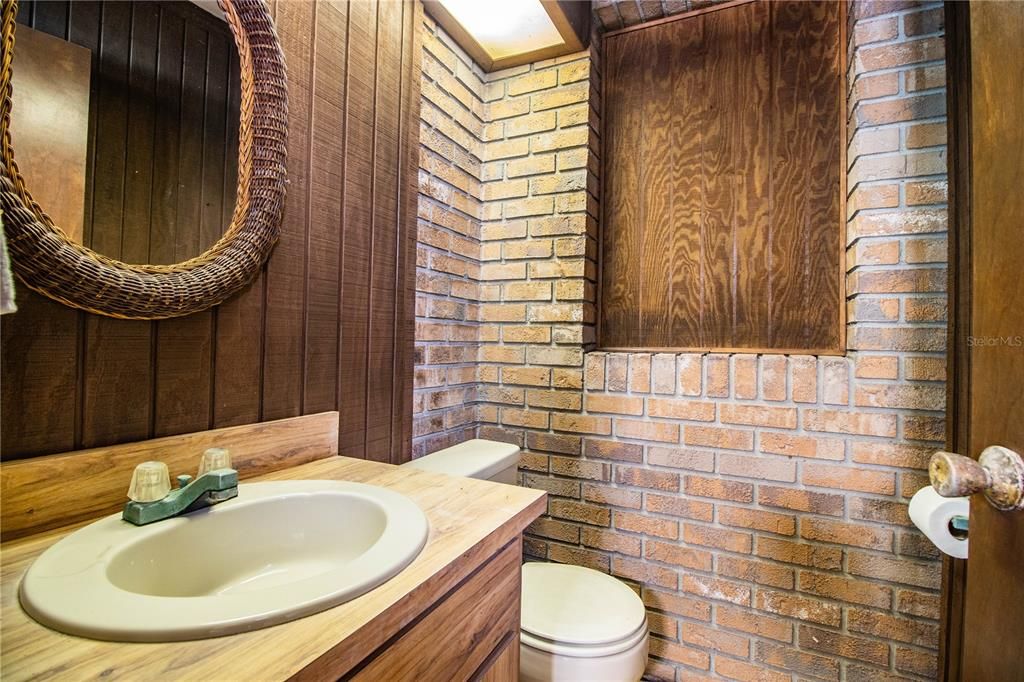 For Sale: $1,148,000 (5 beds, 2 baths, 4232 Square Feet)