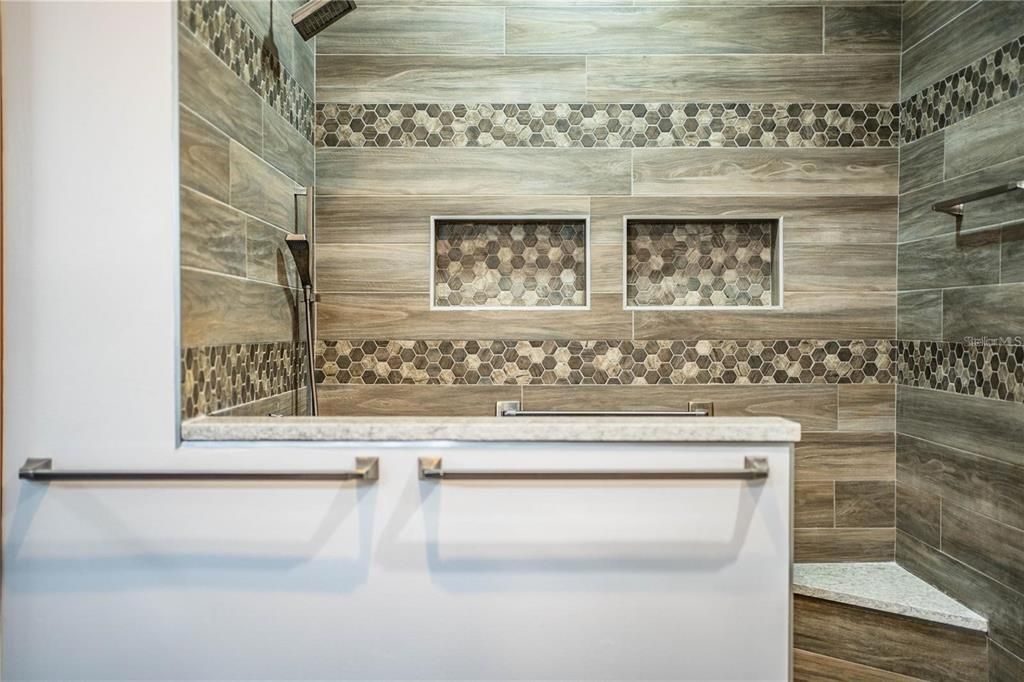 For Sale: $1,148,000 (5 beds, 2 baths, 4232 Square Feet)