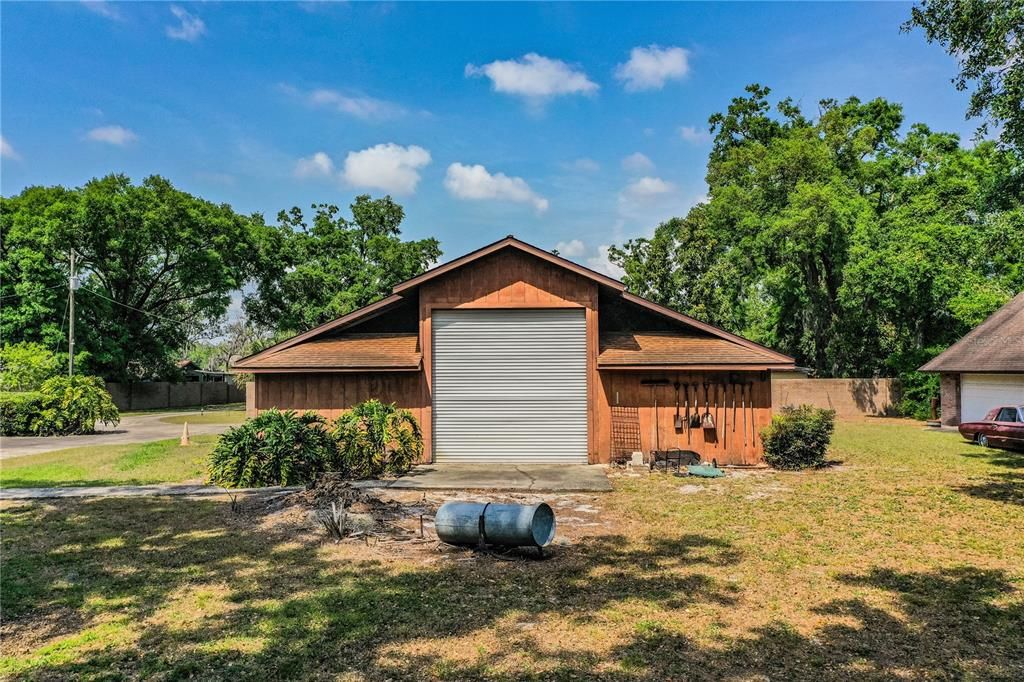 For Sale: $1,148,000 (5 beds, 2 baths, 4232 Square Feet)