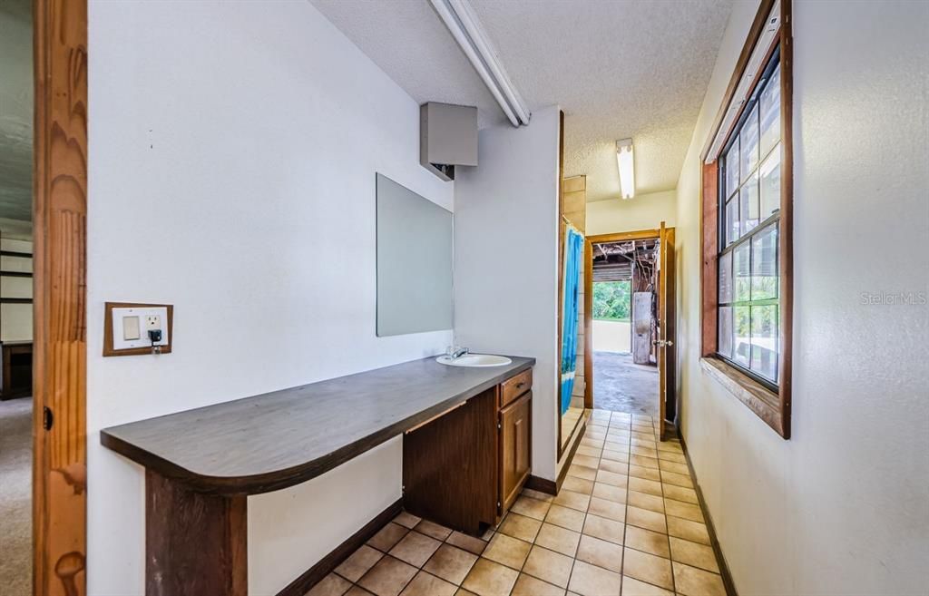 For Sale: $1,148,000 (5 beds, 2 baths, 4232 Square Feet)