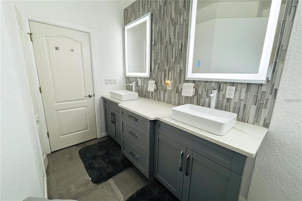 На продажу: $500,000 (3 спален, 2 ванн, 2066 Квадратных фут)