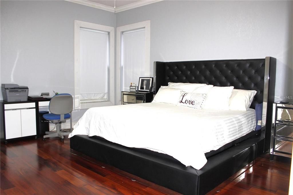 На продажу: $500,000 (3 спален, 2 ванн, 2066 Квадратных фут)