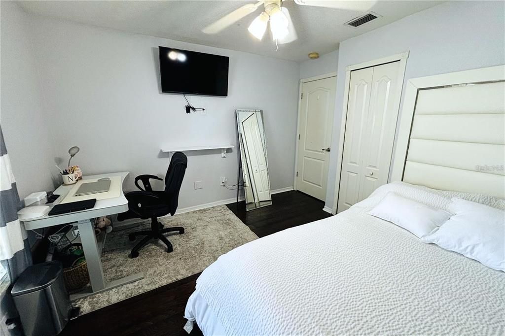 На продажу: $500,000 (3 спален, 2 ванн, 2066 Квадратных фут)