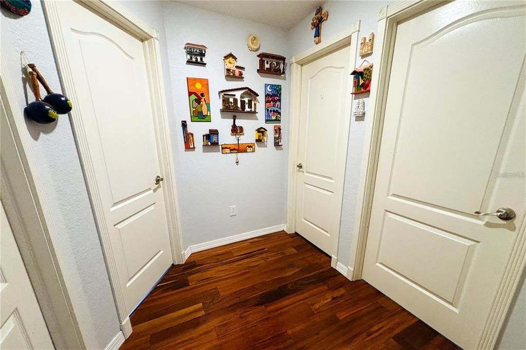 На продажу: $500,000 (3 спален, 2 ванн, 2066 Квадратных фут)