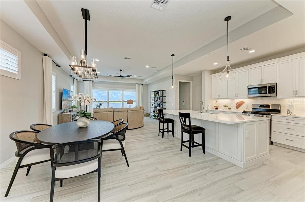 Active With Contract: $949,999 (3 beds, 2 baths, 2157 Square Feet)