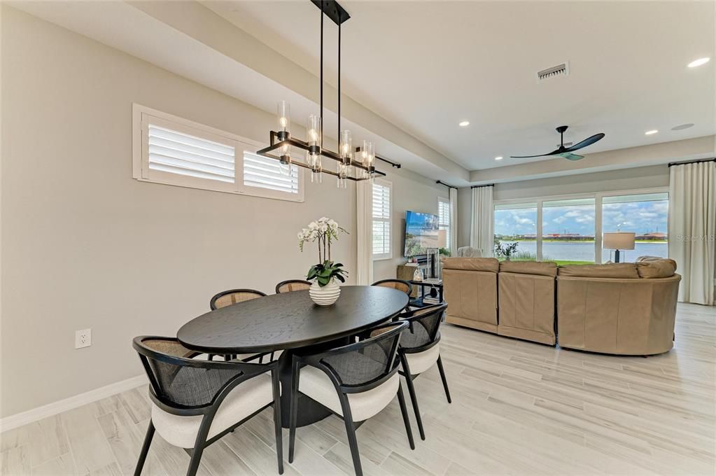 Active With Contract: $949,999 (3 beds, 2 baths, 2157 Square Feet)