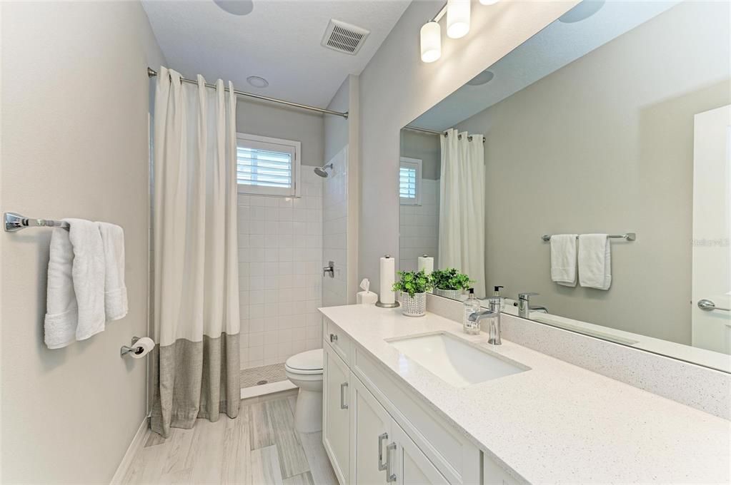 Active With Contract: $949,999 (3 beds, 2 baths, 2157 Square Feet)