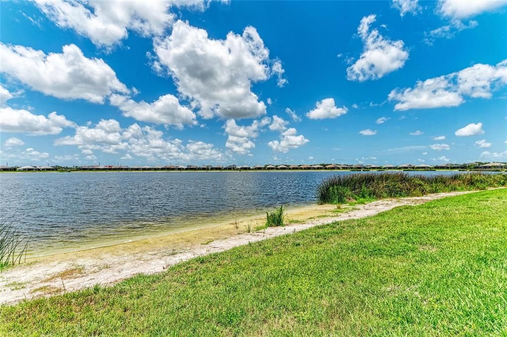 Active With Contract: $949,999 (3 beds, 2 baths, 2157 Square Feet)