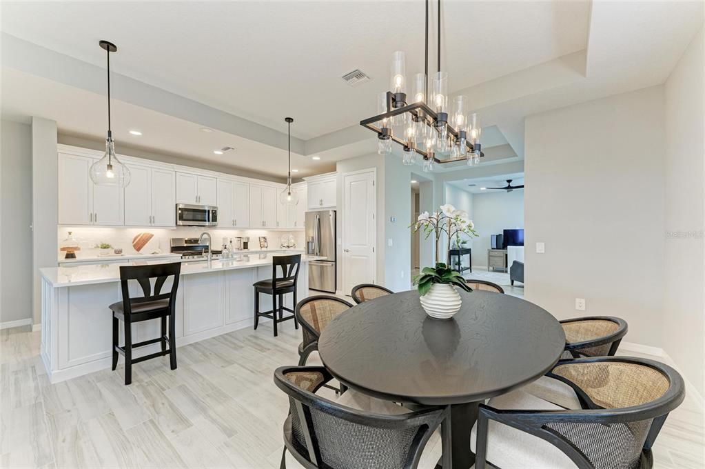 Active With Contract: $949,999 (3 beds, 2 baths, 2157 Square Feet)