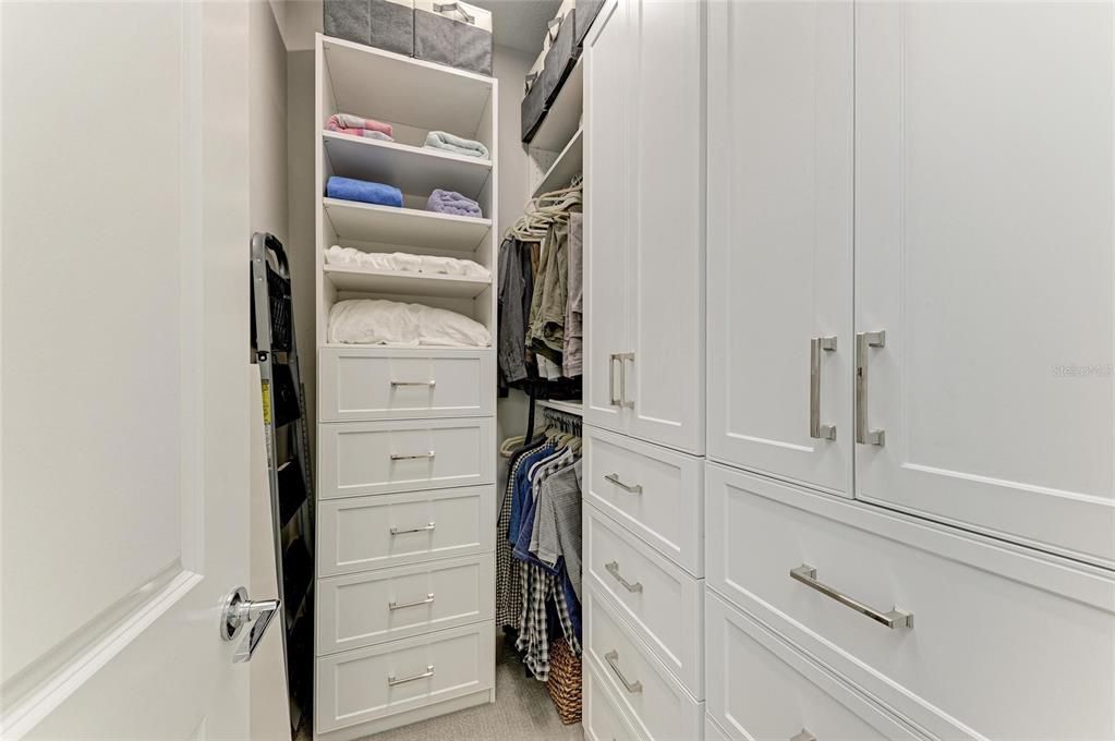 Active With Contract: $949,999 (3 beds, 2 baths, 2157 Square Feet)