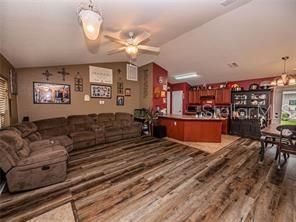 For Sale: $328,000 (5 beds, 3 baths, 1590 Square Feet)