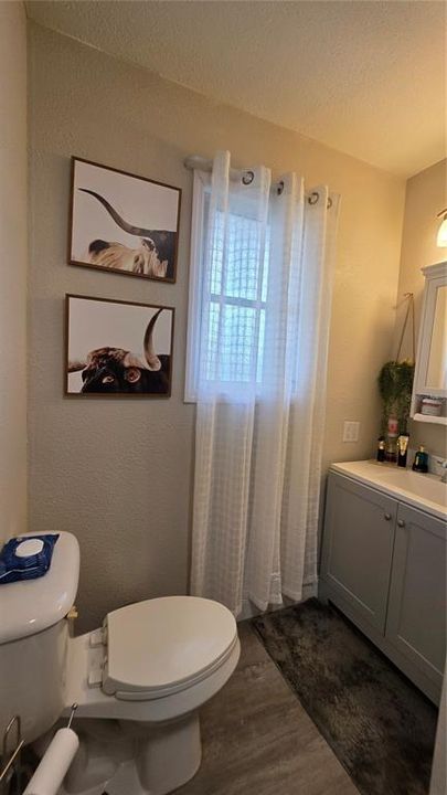 待售: $870,777 (4 贝兹, 1 浴室, 1740 平方英尺)