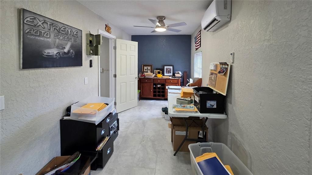 待售: $870,777 (4 贝兹, 1 浴室, 1740 平方英尺)