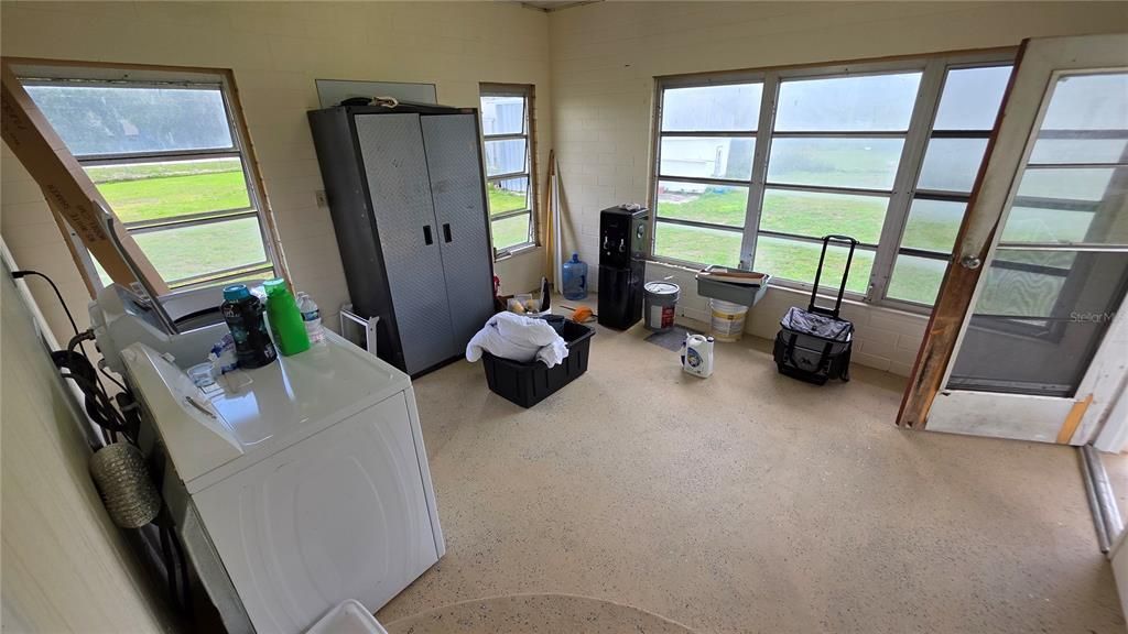 待售: $870,777 (4 贝兹, 1 浴室, 1740 平方英尺)