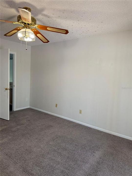 Active With Contract: $3,000 (3 beds, 2 baths, 1803 Square Feet)