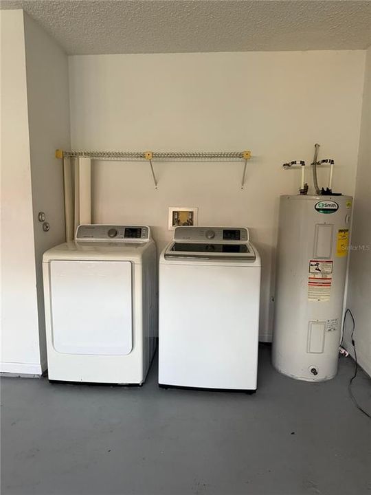 Active With Contract: $3,000 (3 beds, 2 baths, 1803 Square Feet)